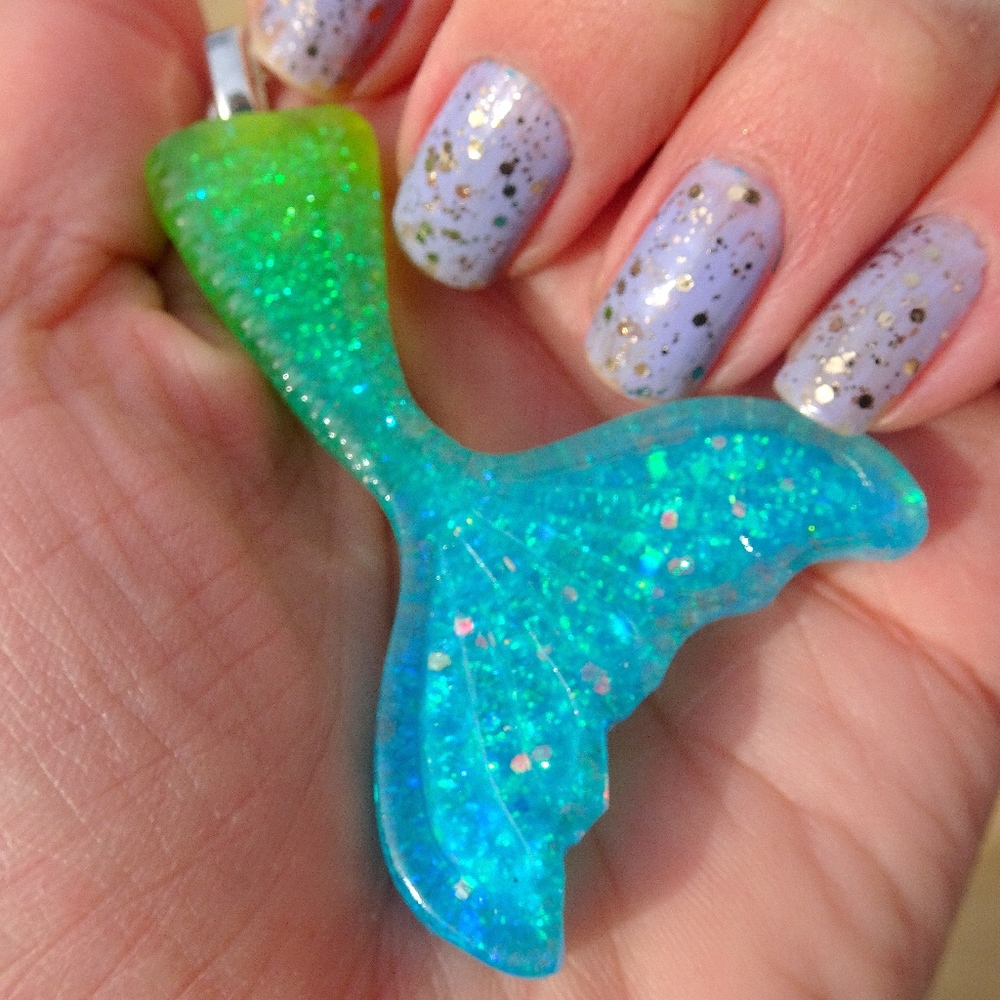 Green & Blue Magical Mermaid Tail Kawaii Summer Ocean Beach Statement Necklace